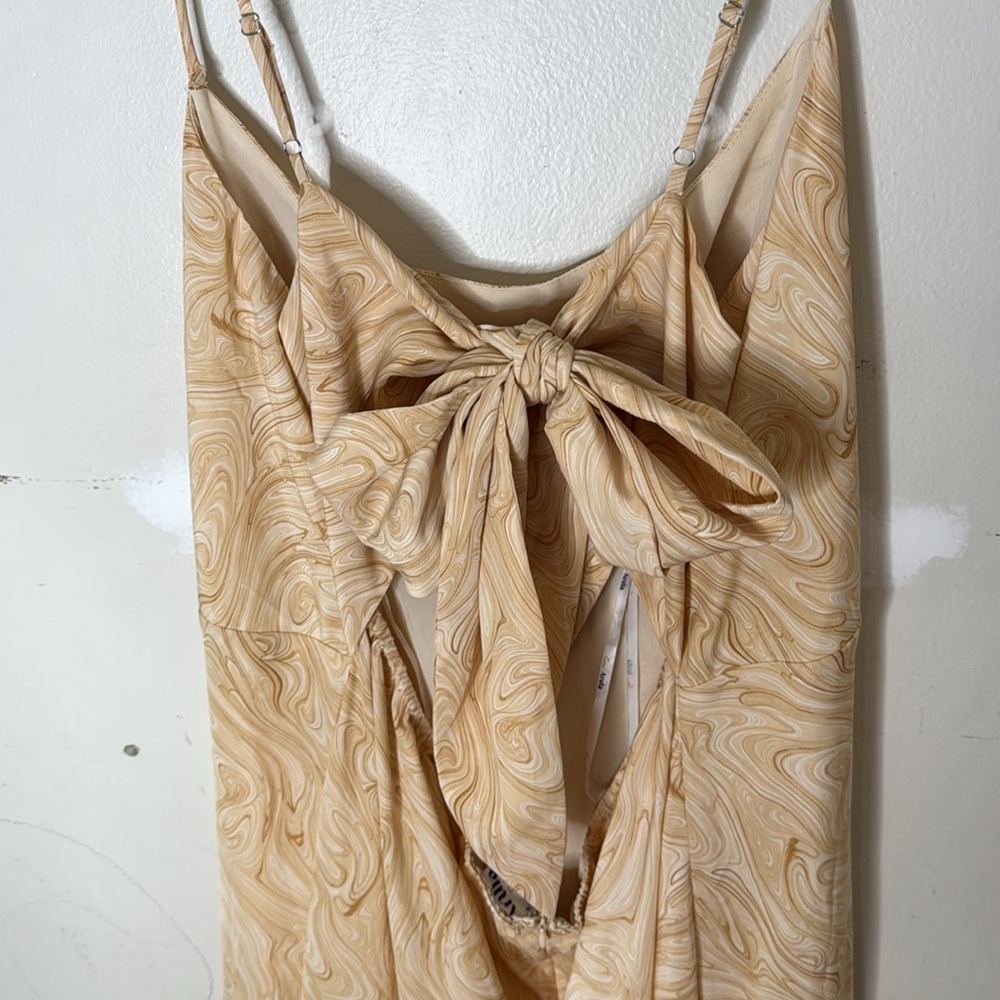 Arula Gold Multi Polyester Swirl Pattern Sleevele… - image 4